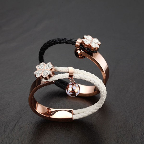 Jeulia Clover Pretty Cute Round Cut Created White Sapphire Titanium Steel & PU Leather Bracelet