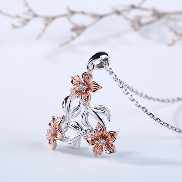 Blossoming Necklace