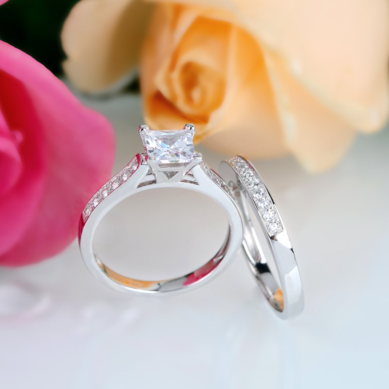 Exquisite Princess Cut Sterling Silver Ring Set