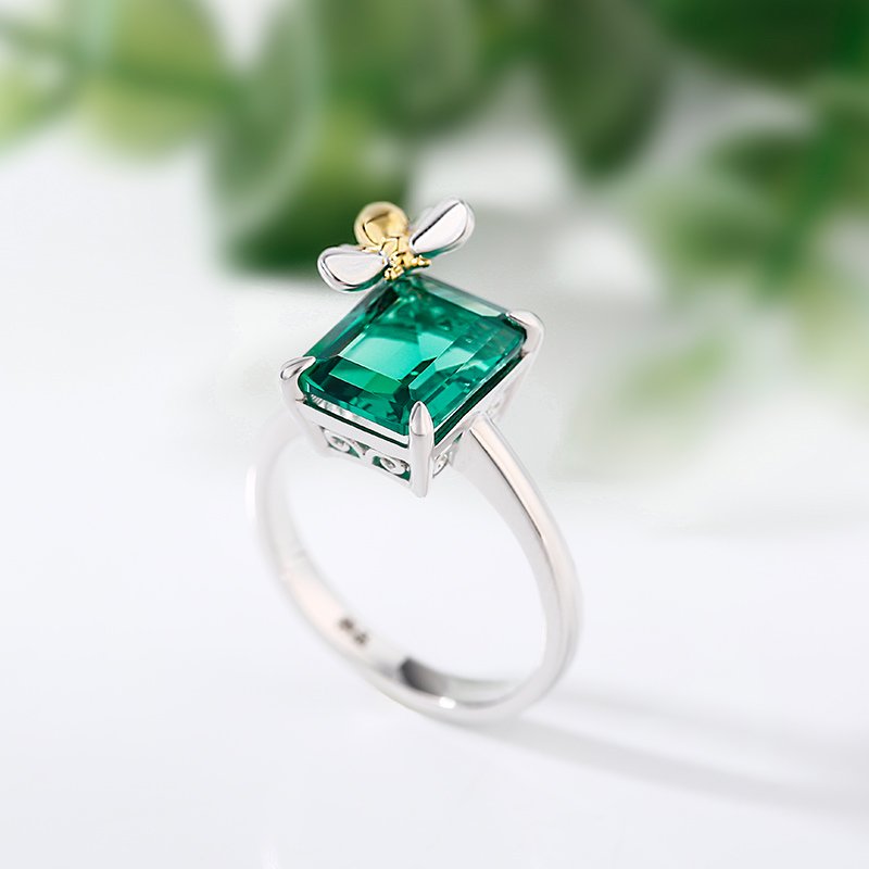 Jeulia "Honey Bee" Emerald Cut Sterling Silver Ring