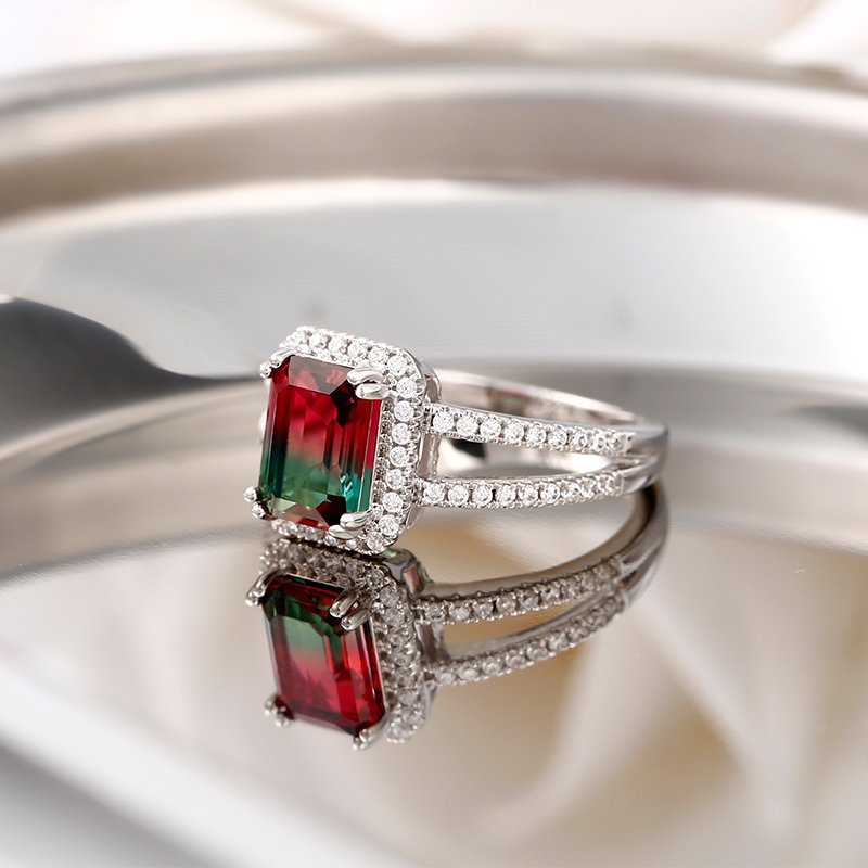 Jeulia "One of a Kind" Emerald Cut Sterling Silver Watermelon Ring