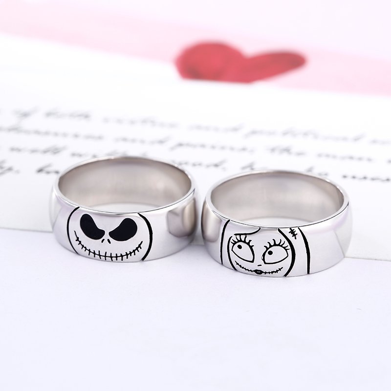 Jeulia "Magic of Love" Skull Sterling Silver Couple's Band Set