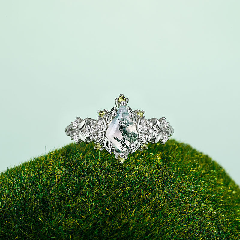 6-Prong Engagement Rings