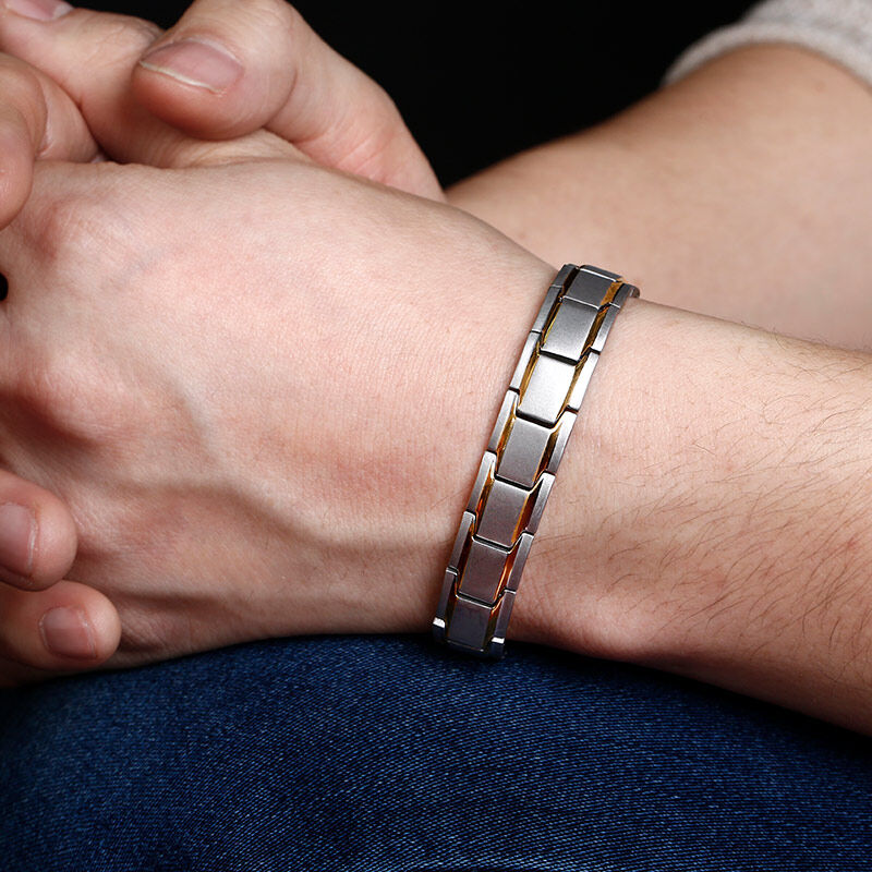 Tungsten vs. Titanium Rings
