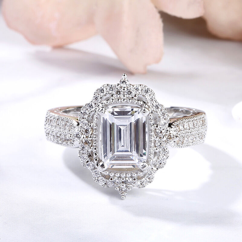 Vintage Style Engagement Rings