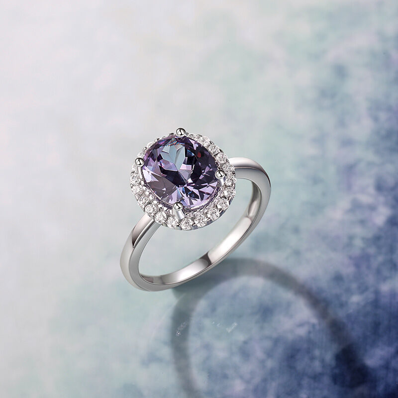 Why Choose Alexandrite Engagement Ring?