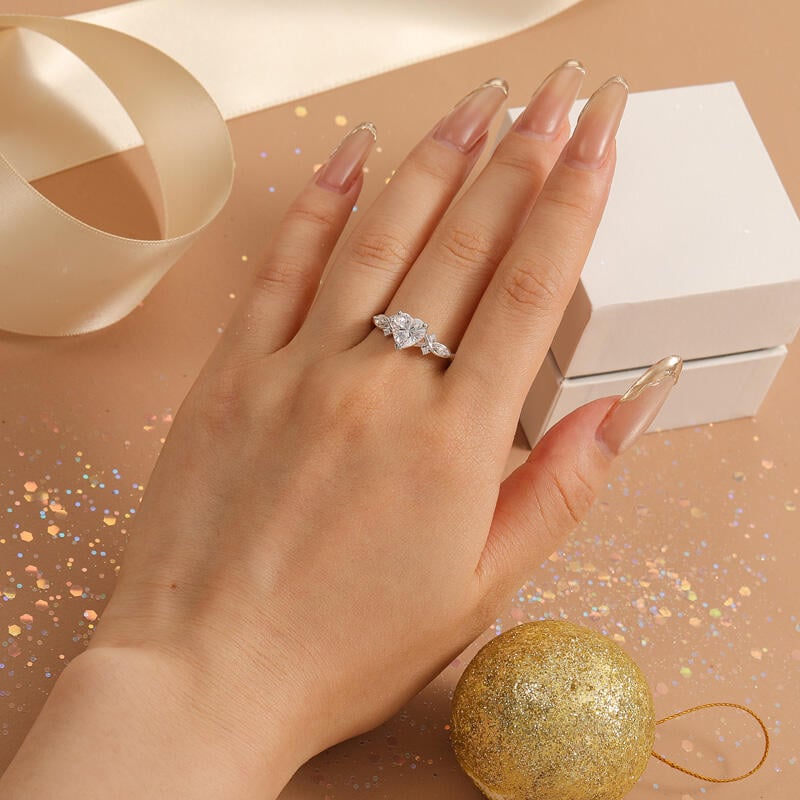 Heat Lab Grown Diamond Ring