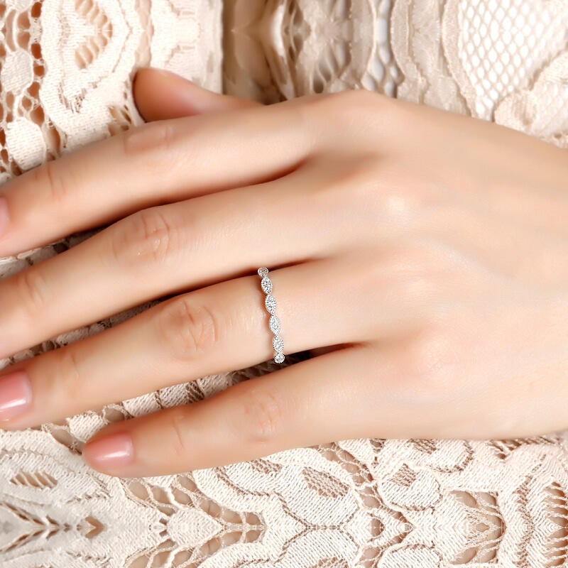 Platinum Milgrain Wedding Band for Women