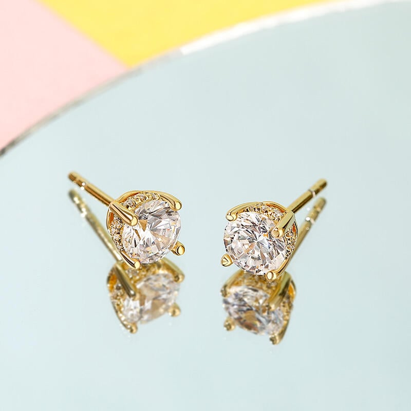 Round Cut Lab Grown Diamond Stud Earrings