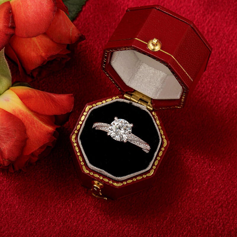 Round Solitaire Engagement Ring