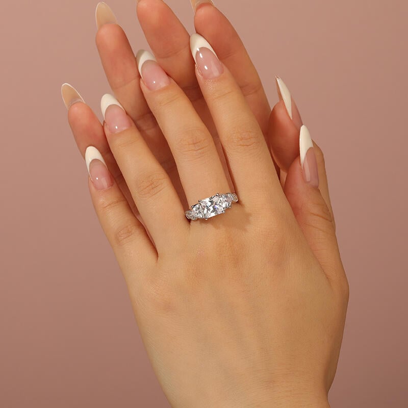 Twist Leaf Princess Cut Engagement Ring