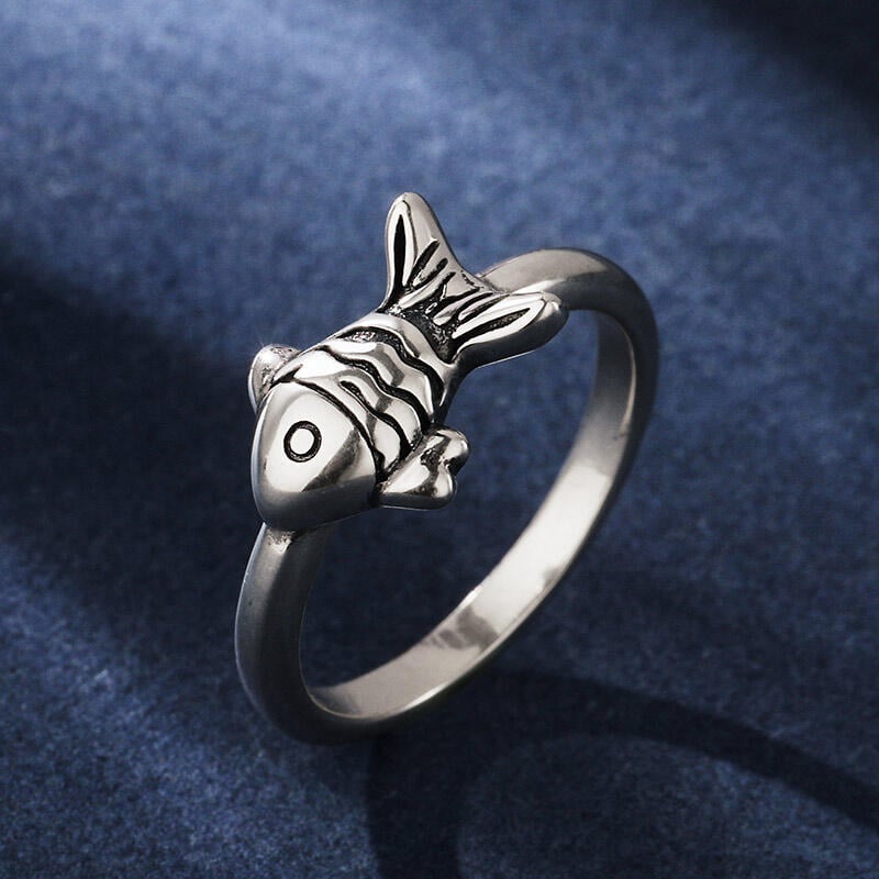What Does Fish Jewelry Symbolize?