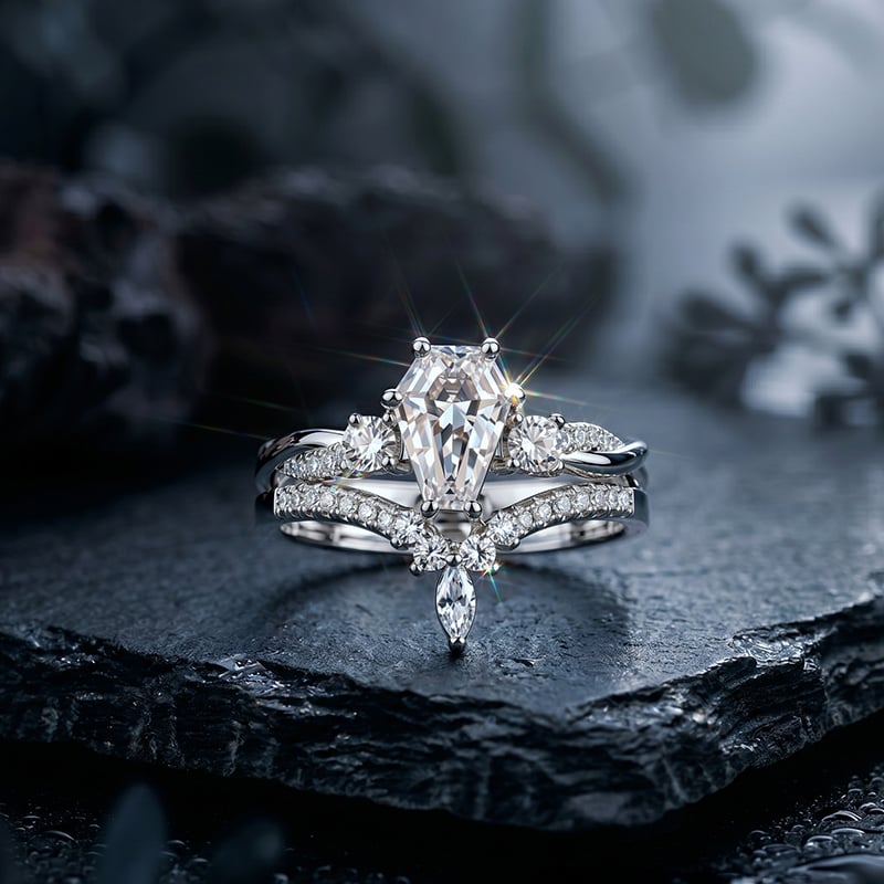 Coffin Cut Bridal Ring Set