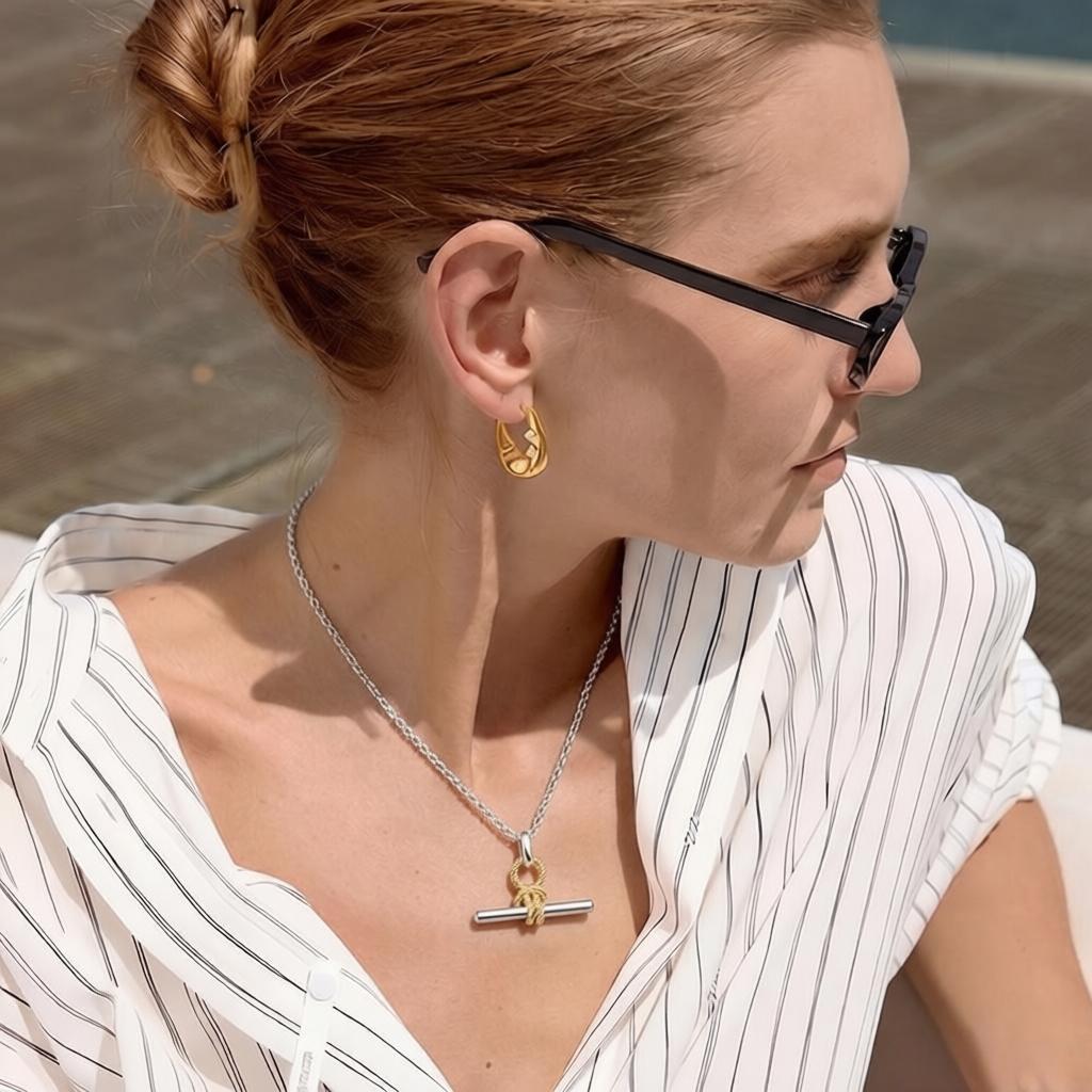 Two Tone T-Bar Necklace