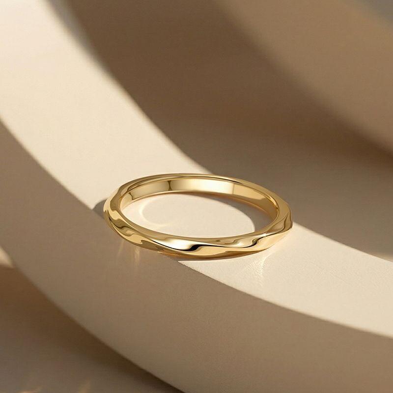 Twisted Gold Men's Promise Ring